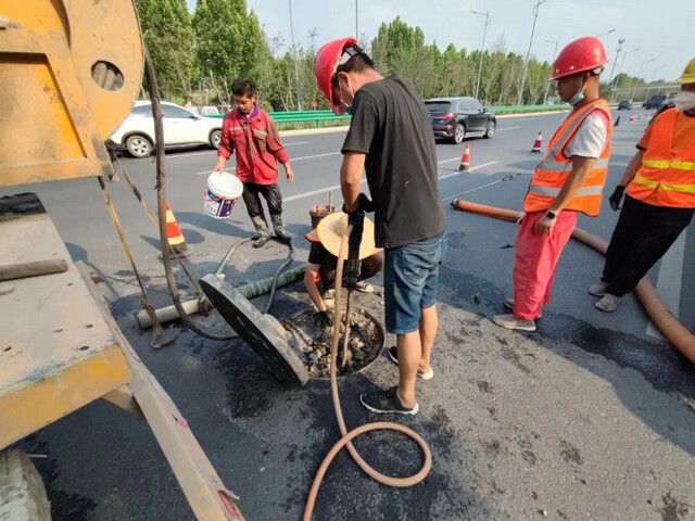 凤城管道潜水封堵气囊